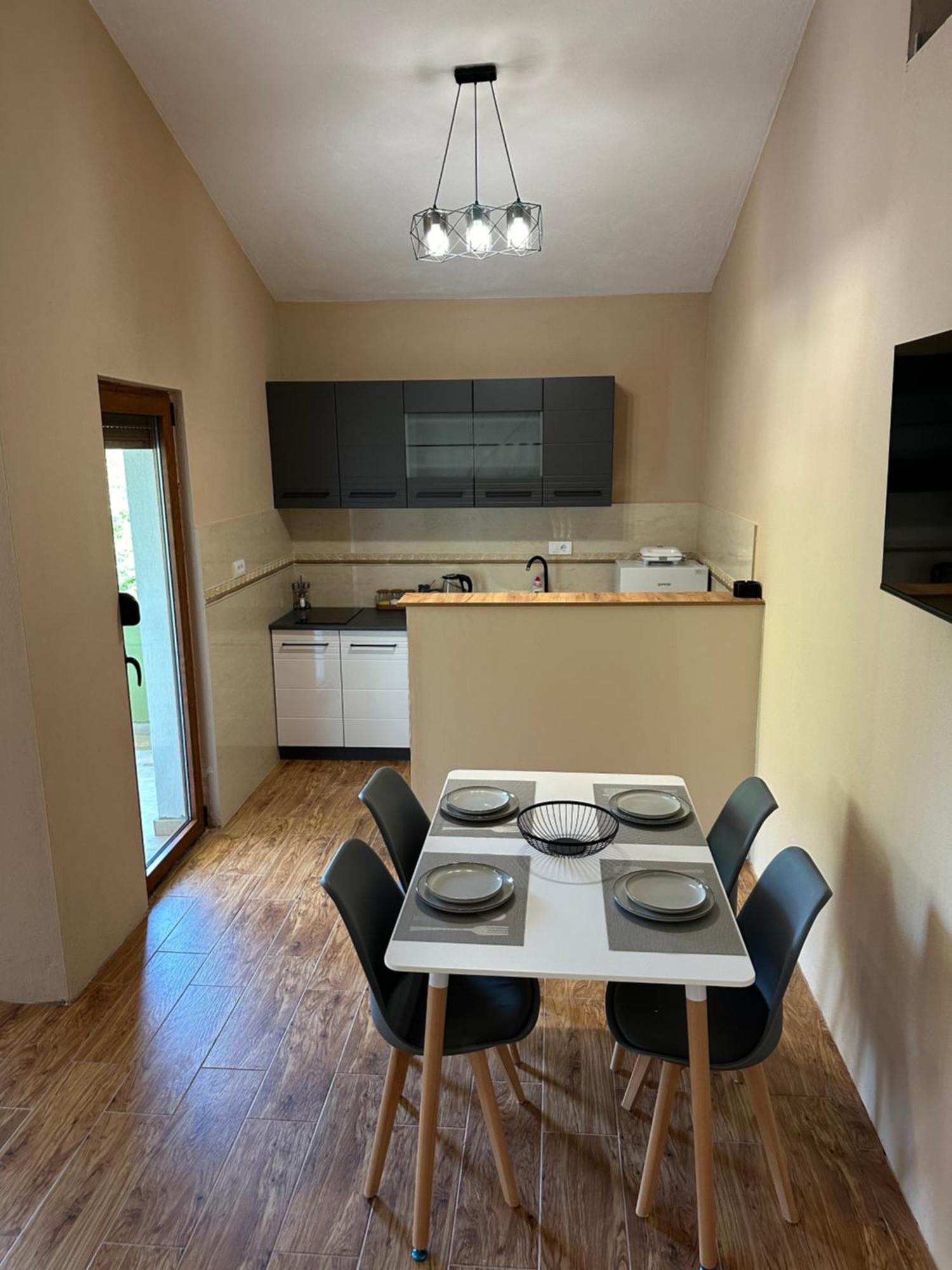 Green House Virpazar Chambre photo